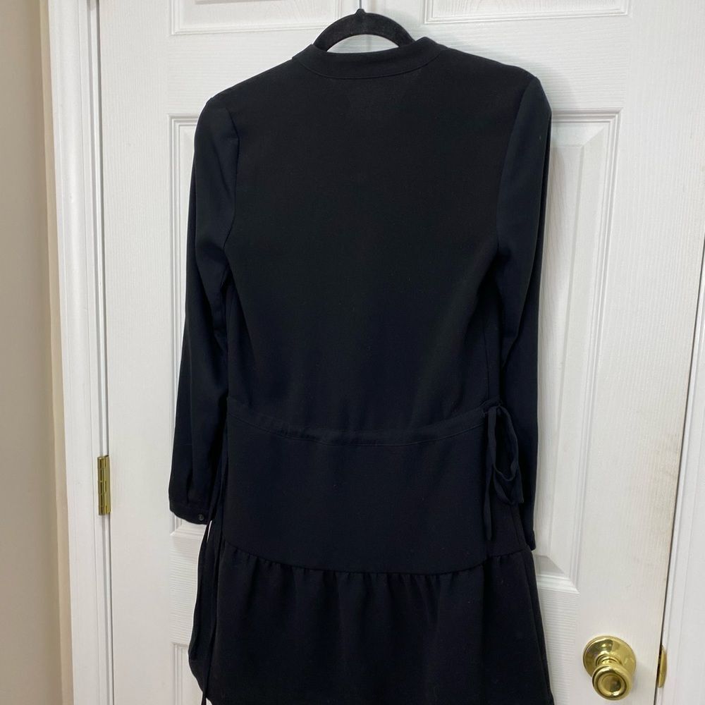 41 Hawthorn long sleeve black v neck top, size large - Picture 3 of 16